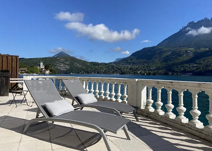 Les Libellules accès direct au lac by LocationlacAnnecy, LLA Selections
