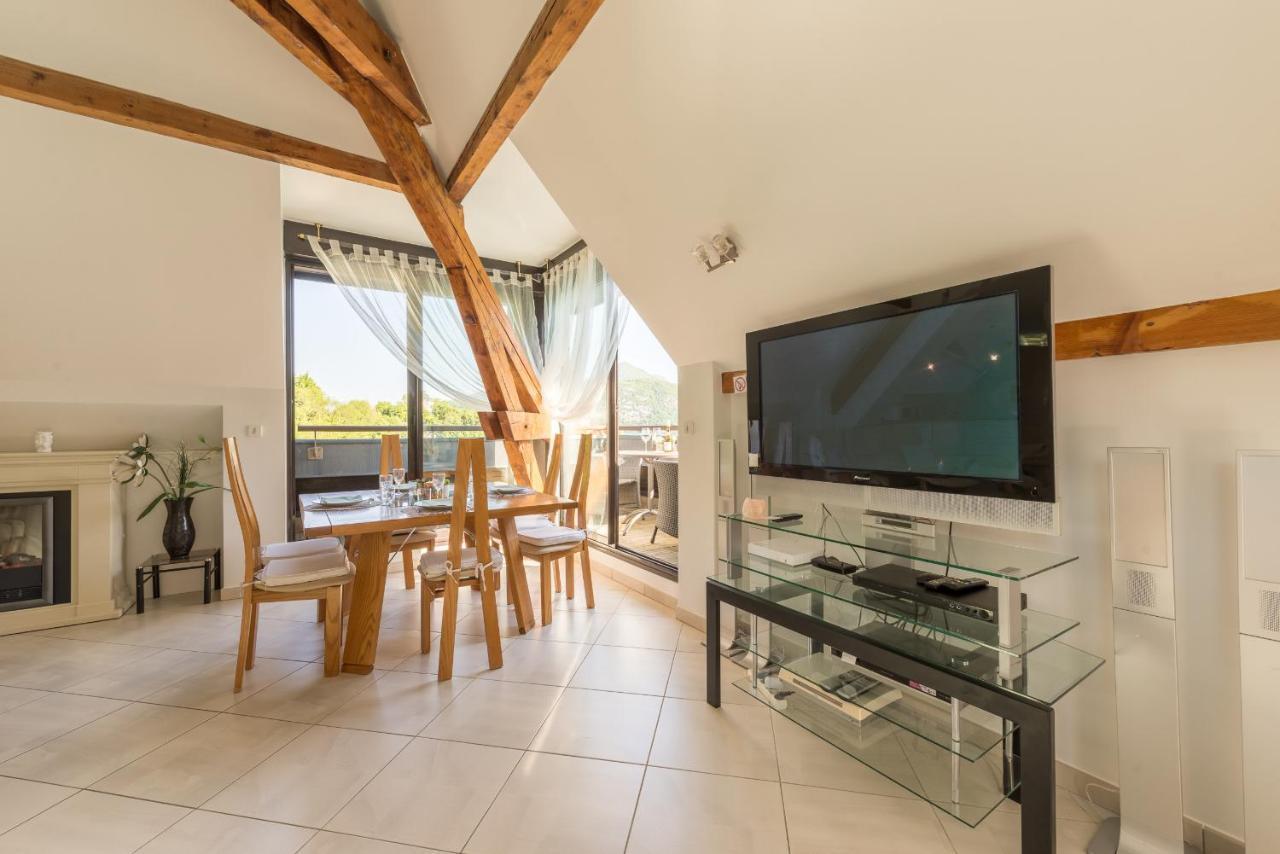 Appartement Les Libellules Acces Direct Au Et Piste Cyclable, 7 Apts Du Au T5 By Lla Selections