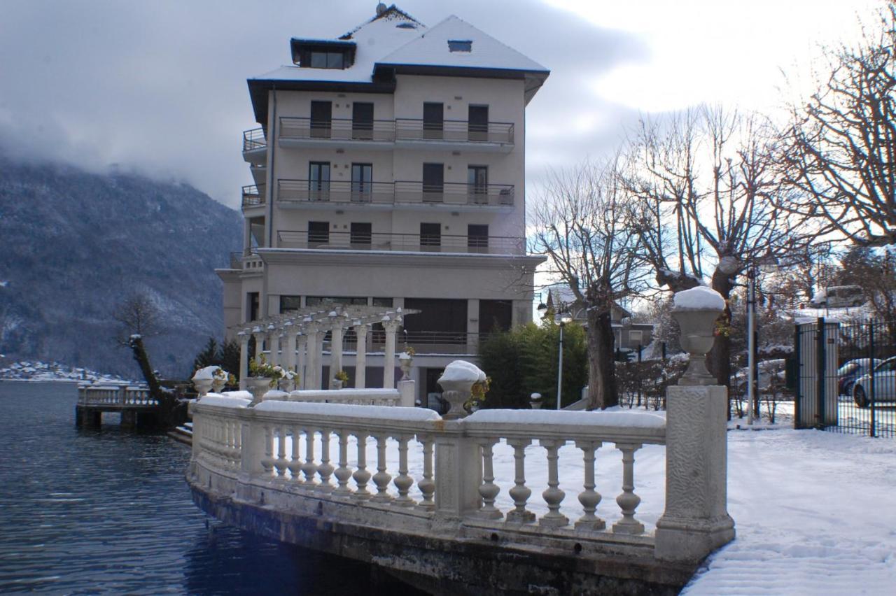 Les Libellules Accès Direct Au By Locationlacannecy, Lla Selections